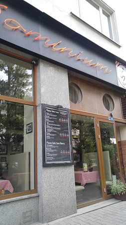 Pizza Dominium